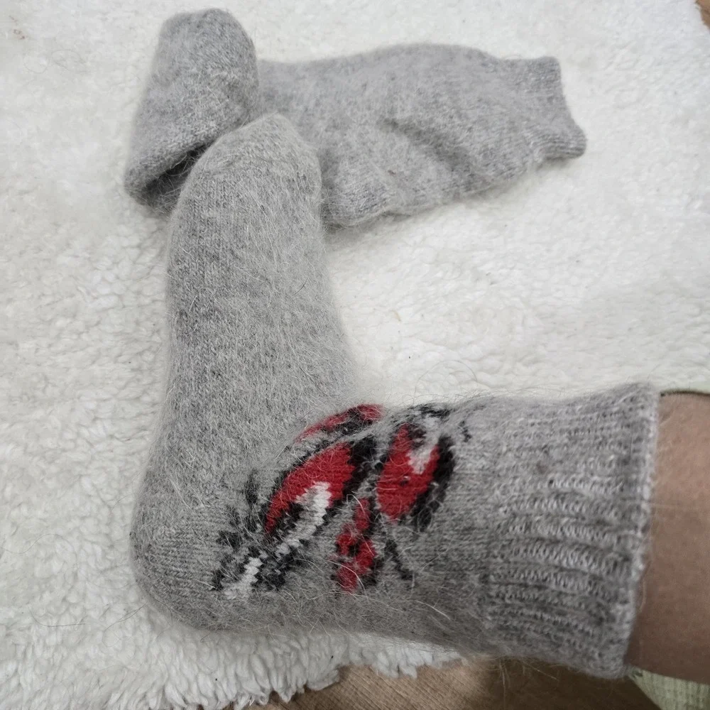 Handmade Goat Down Wool Socks Gray Bullfinch Winter Warm Soft‎ Fuzzy Unisex